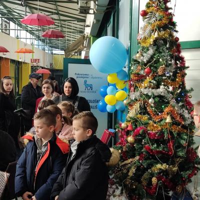 414604240 2370573966663476 1025103043558540093 N